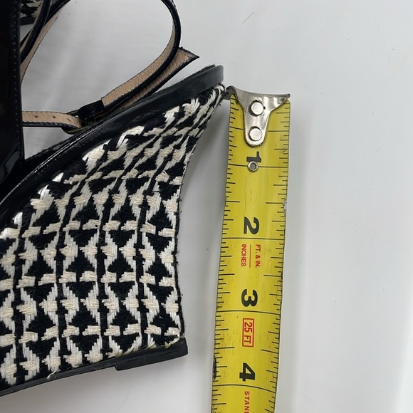 Manolo Blahnik Gorgeous Ribera Black Patent Leather Woven Wedge Anklet Sandles - Picture 10 of 12